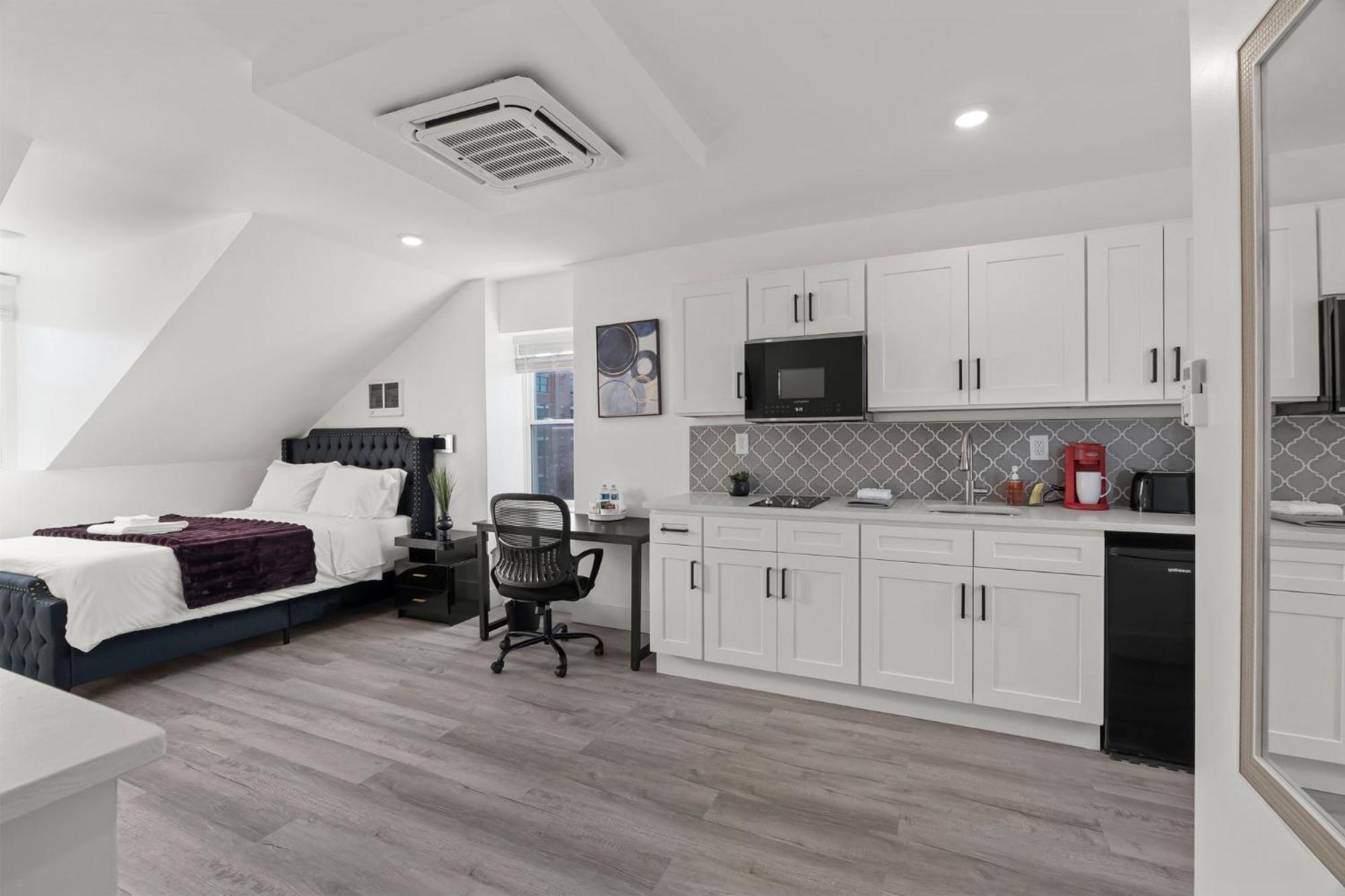 New Season Royals, Airport West Hotel Chester Quarto foto
